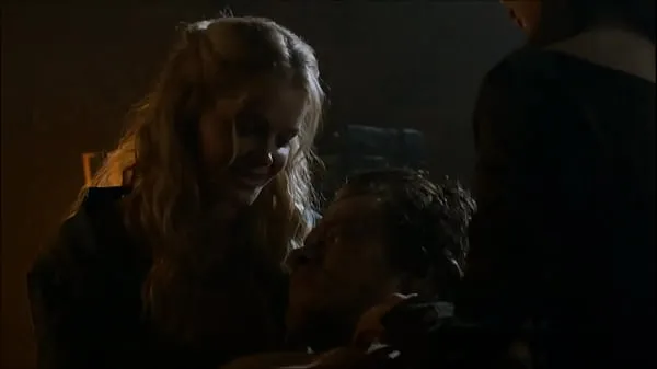 Büyük Alfie Allen sex & castration in Games of Thrones S03E07 sıcak Tüp