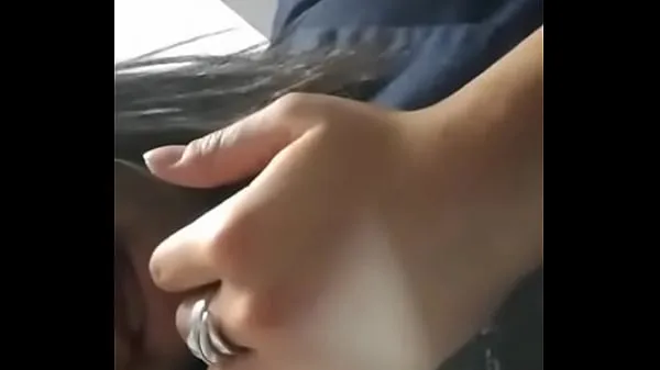 Bitch can't stand and touches herself in the office أنبوب دافئ كبير