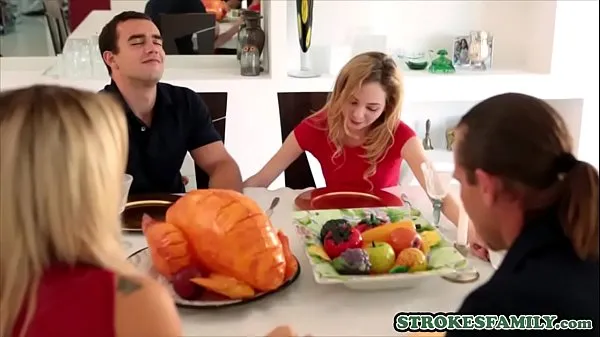 Naughty stepsis seducing stepbro during dinner أنبوب دافئ كبير