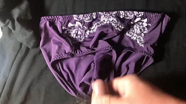 Grote Shot on the purple original cotton underwear, the touch taste is great, the urine smell is strong warme buis