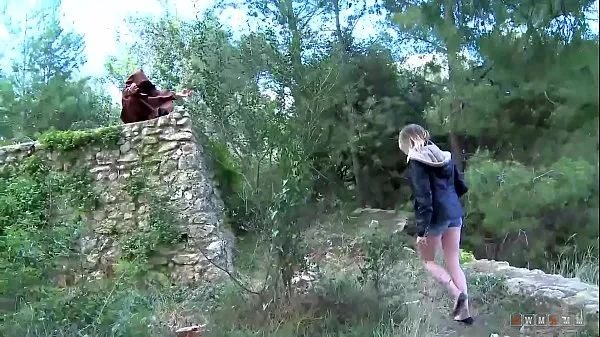 Stort Kinky Guy Convinced His Hot Babe To Fuck This Weirdo Stranger Outdoors varmt rør