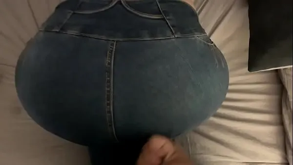 Big I cum in my wife's pants with a tremendous ass warm Tube