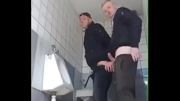 Velika 2 crazy gays fuck in the school bathroom topla cev