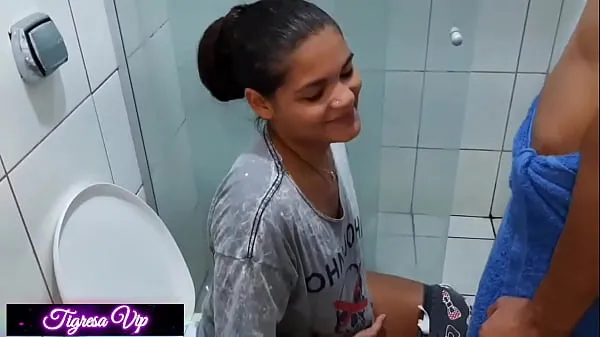 Μεγάλο Tigress is a delicious anal in the bathroom ζεστό σωλήνα