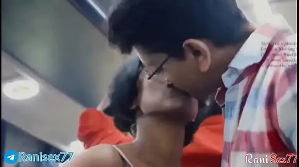Veľká Teen girl fucked in Running bus, Full hindi audio teplá trubica