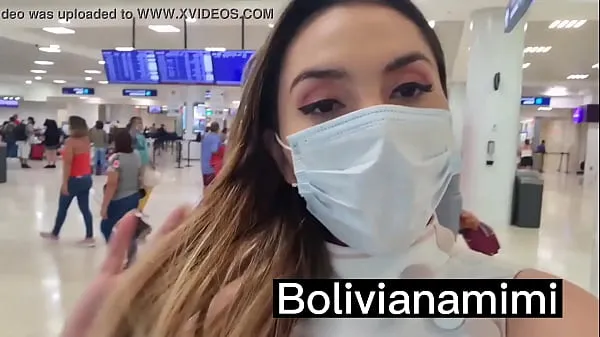 Большая Без трусов в аэропорту Канкуна Полное видео на bolivianamimi.tv теплая трубка