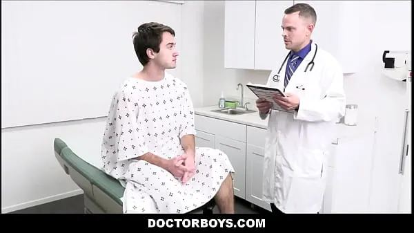 बड़ी Twink Sex With Doctor During Routine Checkup गर्म ट्यूब