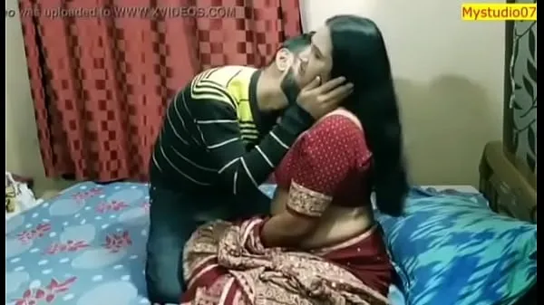 Sex indian bhabi bigg boobs أنبوب دافئ كبير