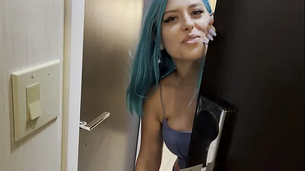 Casting Curvy: Blue Hair Thick Porn Star BEGS to Fuck Delivery Guy Tabung hangat yang besar