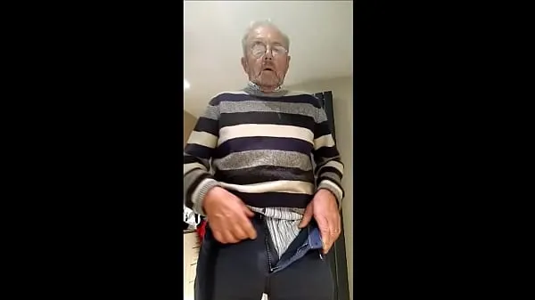 Μεγάλο 70 year old having a quick wank. bengeeman ζεστό σωλήνα