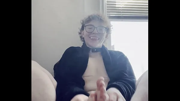 Stort Trans Twink Fucked With XL Dildo varmt rør