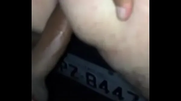 Suuri Fucking the neighbor in his garage with his wife at home lämmin putki