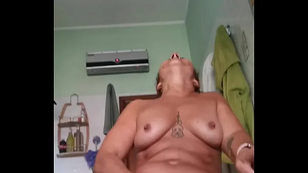 Big I masturbate my clit and then give a hot blowjob that fills my mouth with cum warm Tube