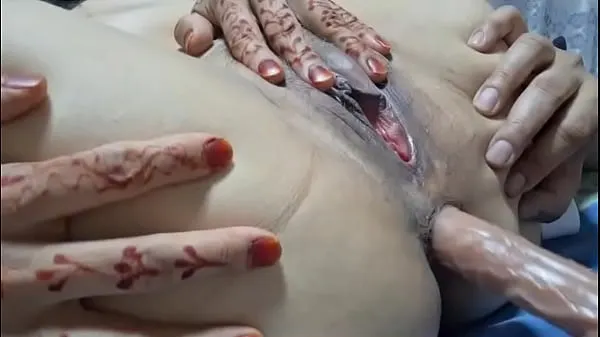 ใหญ่ Pakistani husband sucking and play with dildo with nasreen anal and pussy ท่ออุ่น