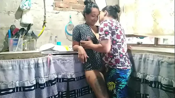 Since my husband is not in town, I call my best friend for wild lesbian sex Tabung hangat yang besar